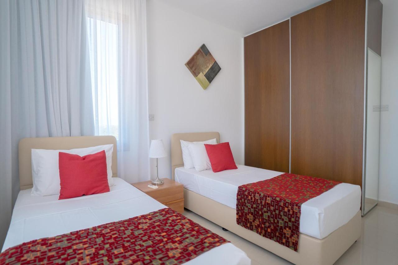 Oniros By Prestige Bookings 佩亚 外观 照片
